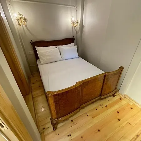 Maison d'hôtes Fatih Balat Tarihin Icinden Konut - 3 *
