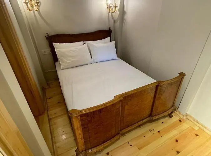 Penzion Fatih Balat Tarihin Icinden Konut - 3 *